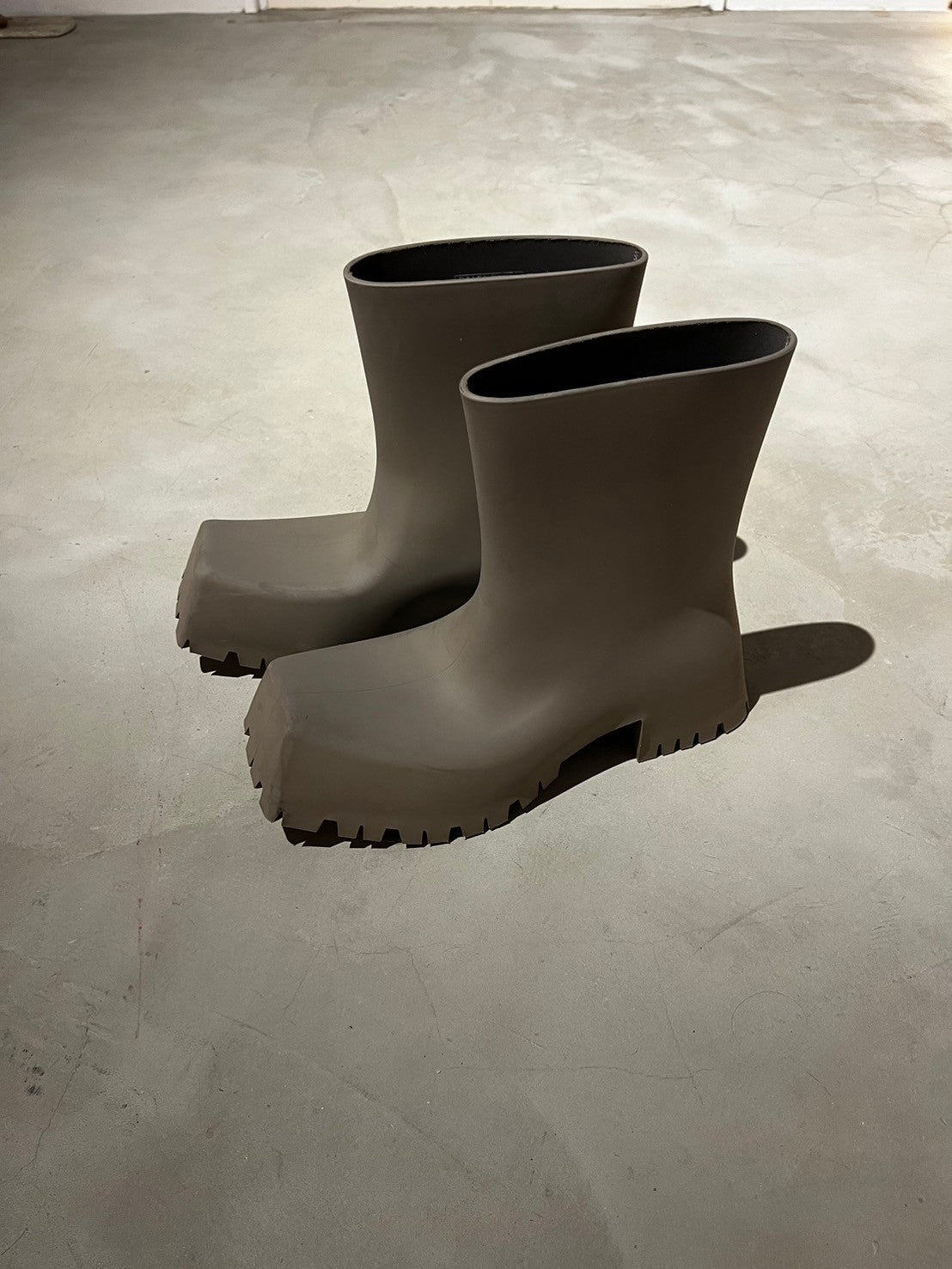 BALENCIAGA, Trooper Boots