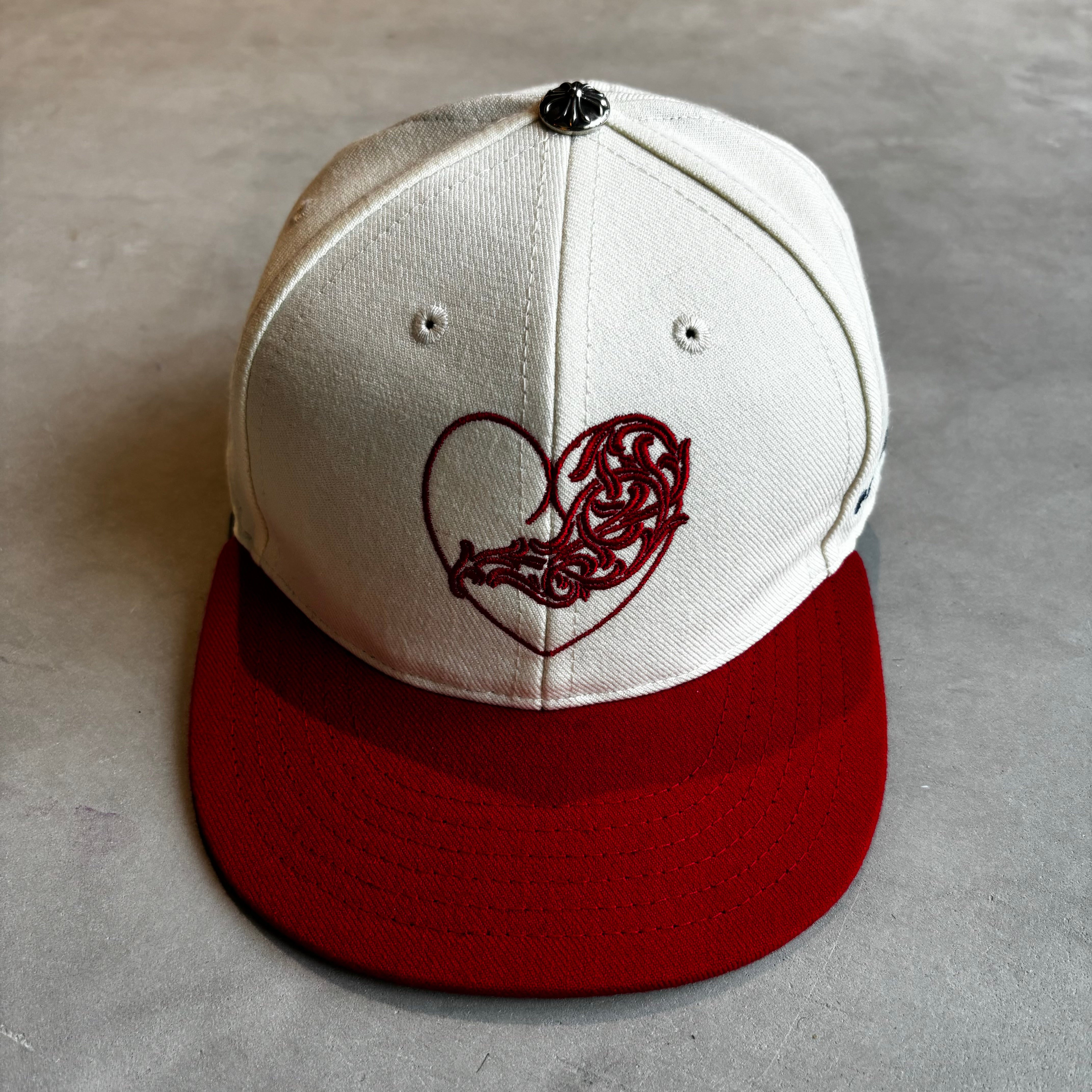 CHROME HEARTS, Heart Logo Cap White