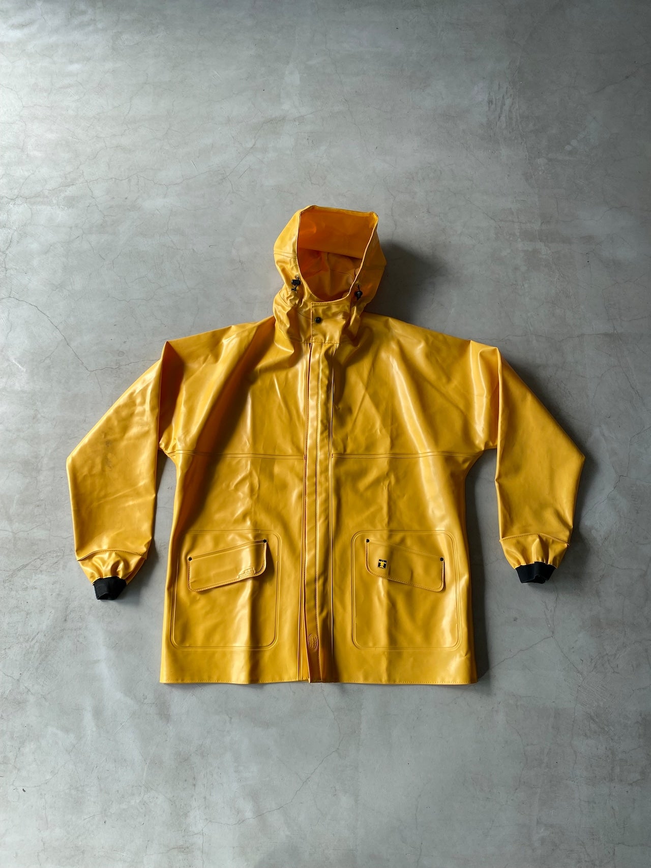 USED, Rain Jacket Yellow